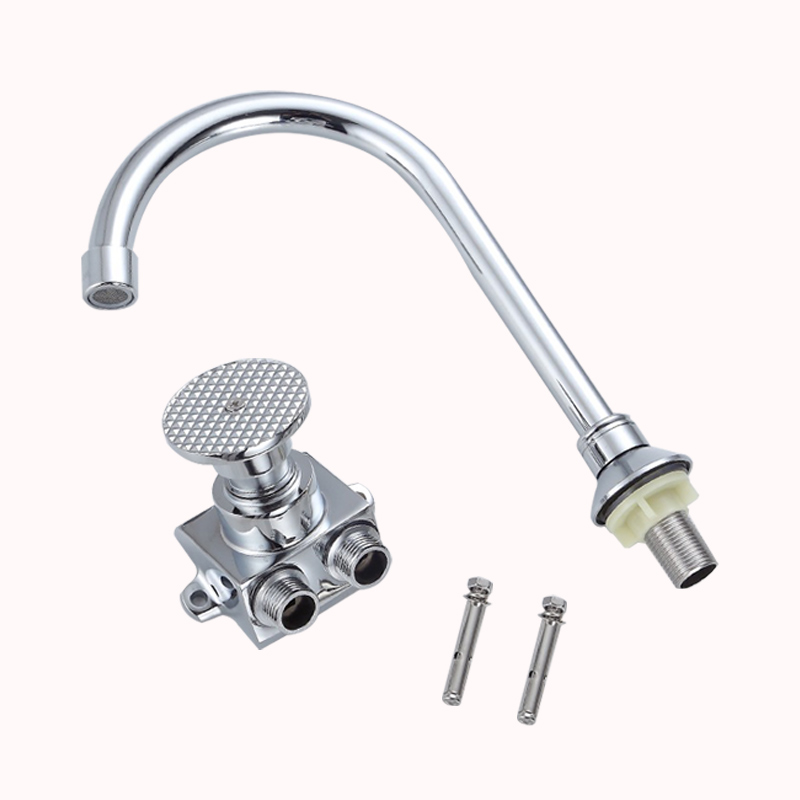 ברז דוושה רגל לאסלה כיור 1