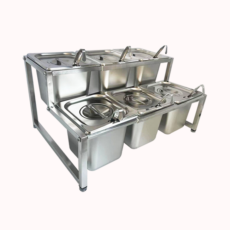 6 גסטרונומים במעמד נירוסטה 1